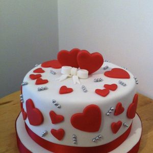 San Valentine Cake Rounded 1.5Kg