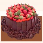 chocolate Strawberry Cake(Gateau)