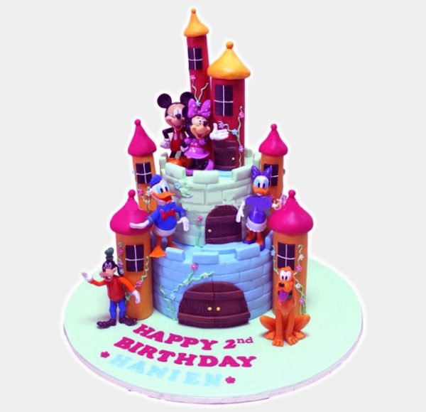 Mickey Mouse Friends castle cake 3Kg