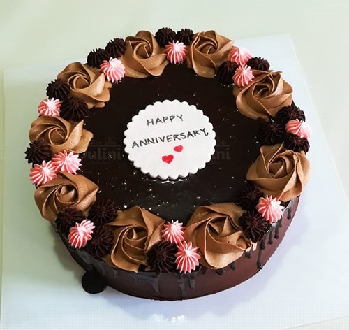 Decadent Chocolate Ganache Cake for Chocolate Lovers - Veena Azmanov