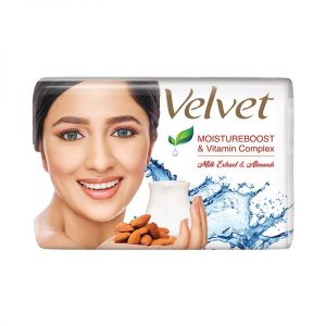 Velvet Soap Milk &Almond 95g